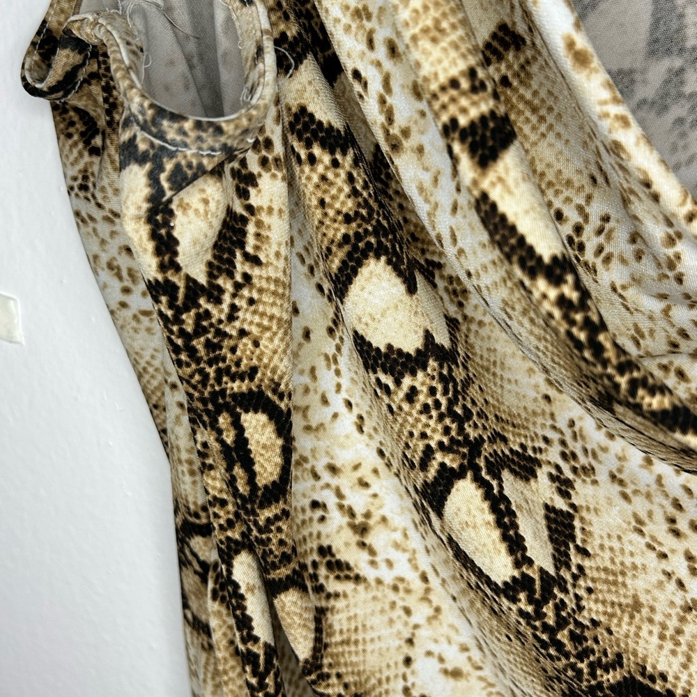 WHBM Python print blouse - Picture 4 of 7